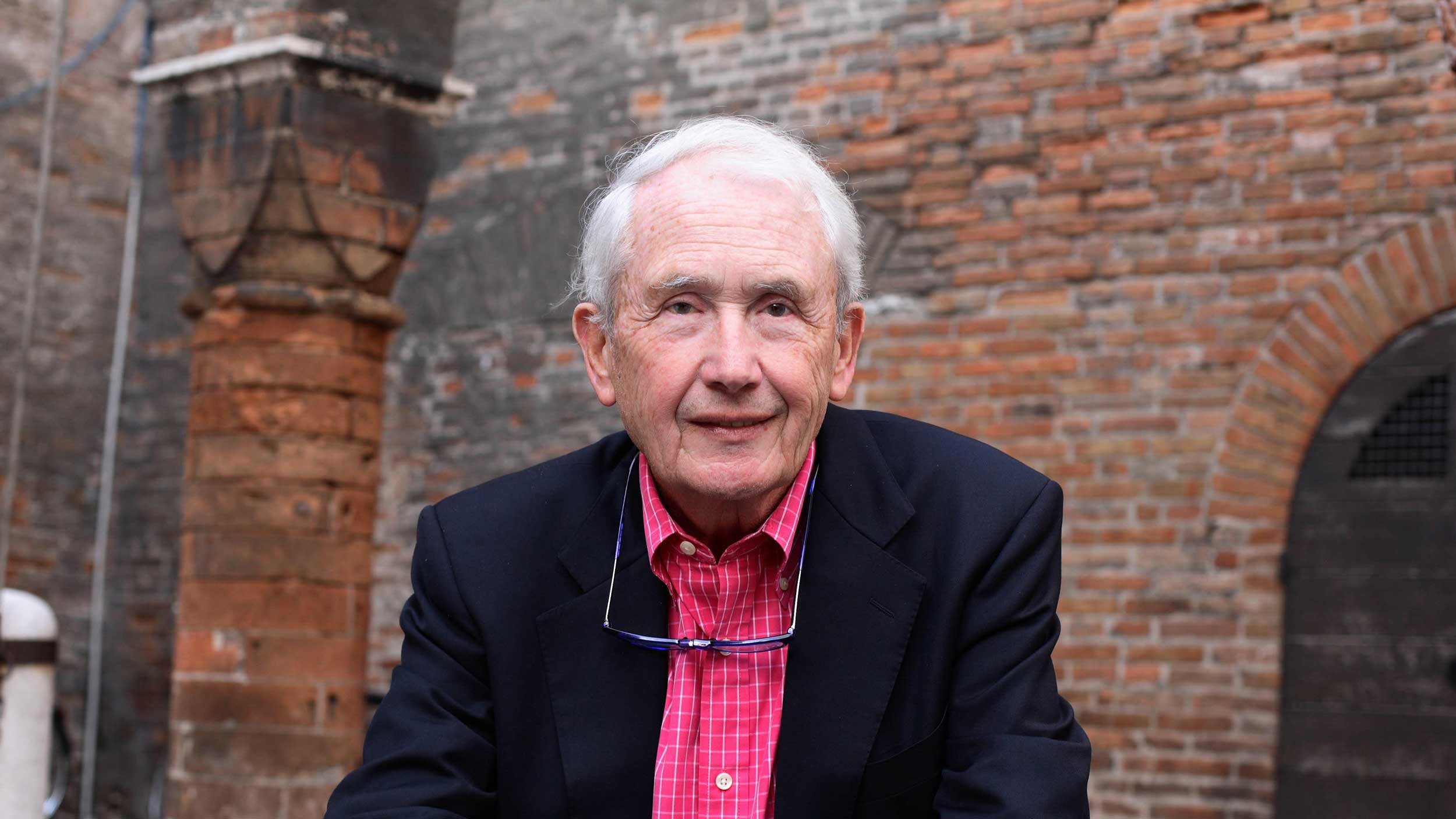 A Guide to Angela’s Ashes by Frank McCourt feature image